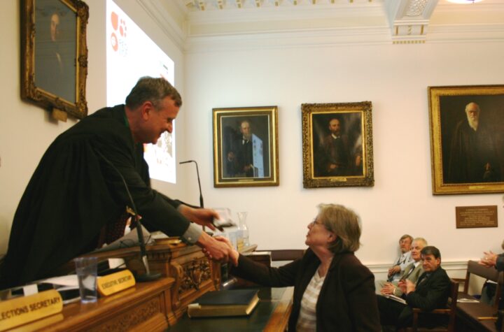 Georgina Mace receiving the Linnean Medal (Zoology) for her service to science (2016)