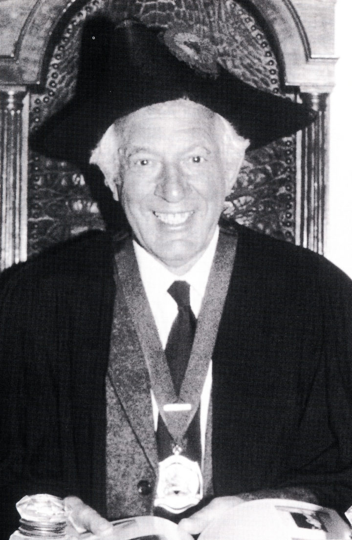 Professor Brian G. Gardiner, President of the Linnean Society (1994-97)