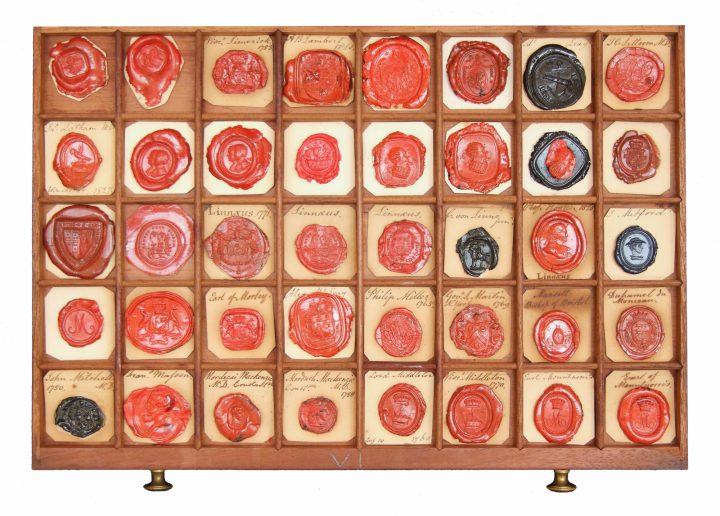 Linnaean correspondence seals