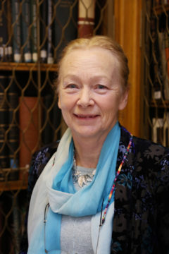 Dr Elizabeth Rollinson